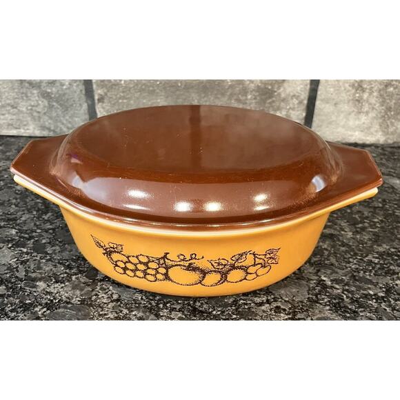 Vtg Pyrex 043 Old Orchard Pattern 1.5 Qt Oval Casserole Baking Dish Bowl w/Lid - Picture 1 of 8